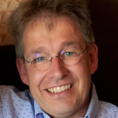 Book a Consultation with Johannes Wagner - iknowly Consultant Johannes Wagner - iknowly Consultant