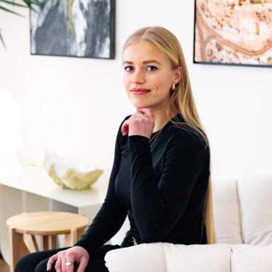 Book a Consultation with Pia Kolb - iknowly Consultant Pia Kolb - iknowly Consultant