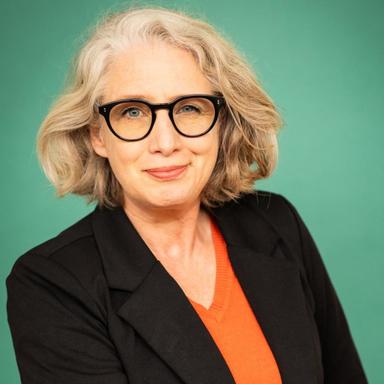 Book a Consultation with Anna Momber - iknowly Consultant Anna Momber - iknowly Consultant