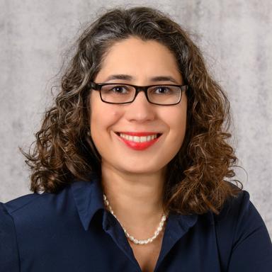 Book a Consultation with Annika Harloff - iknowly Consultant Annika Harloff - iknowly Consultant